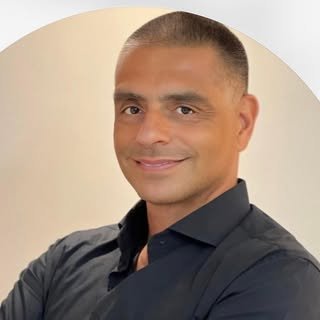 Dr. Roberto Simão